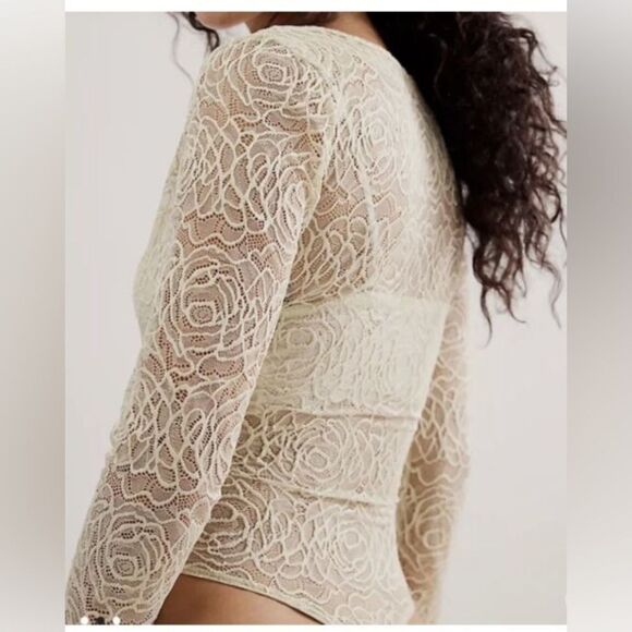 NWOT- Free People- in my head sage green sheer lace bodysuit- Size XS - Picture 3 of 11